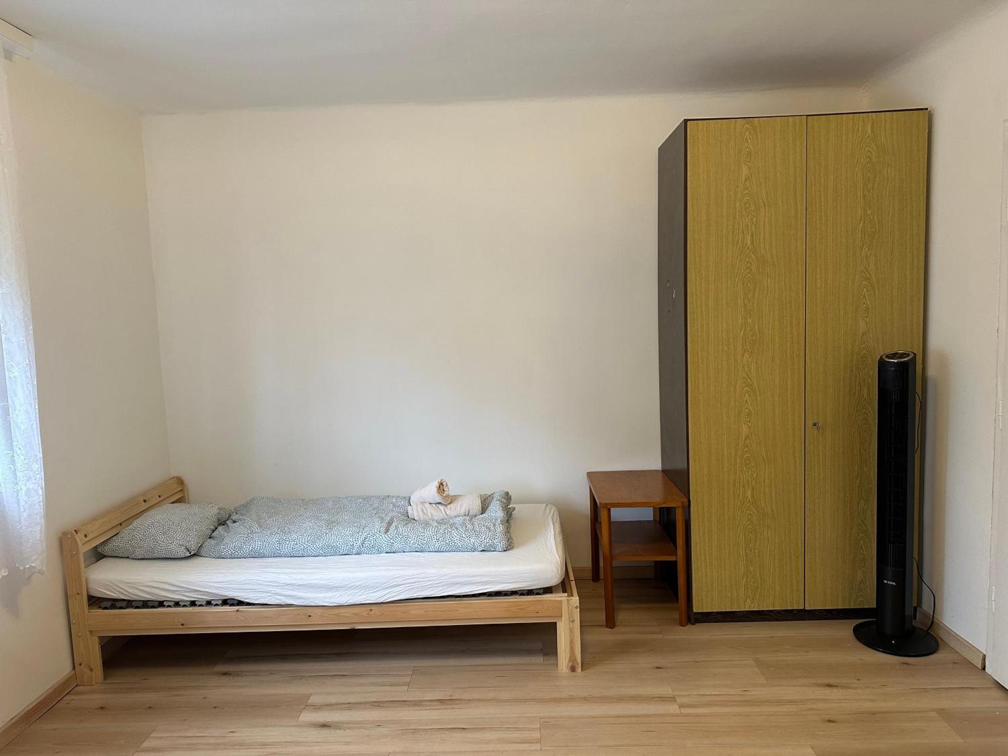 Cheap Outlet Center Apartment With Pool Parndorf Luaran gambar